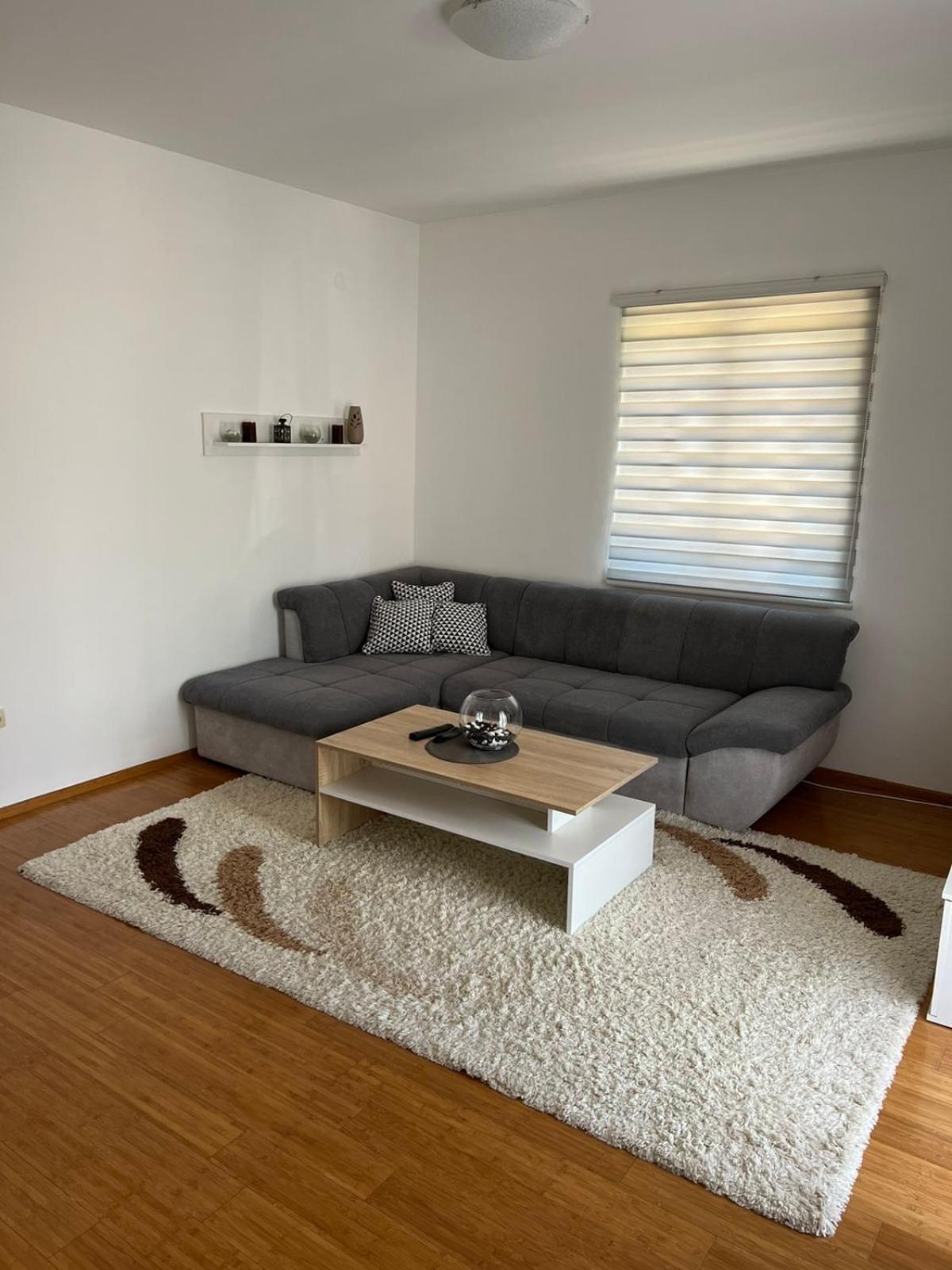 Anika Apartment เทรบินเย ภายนอก รูปภาพ