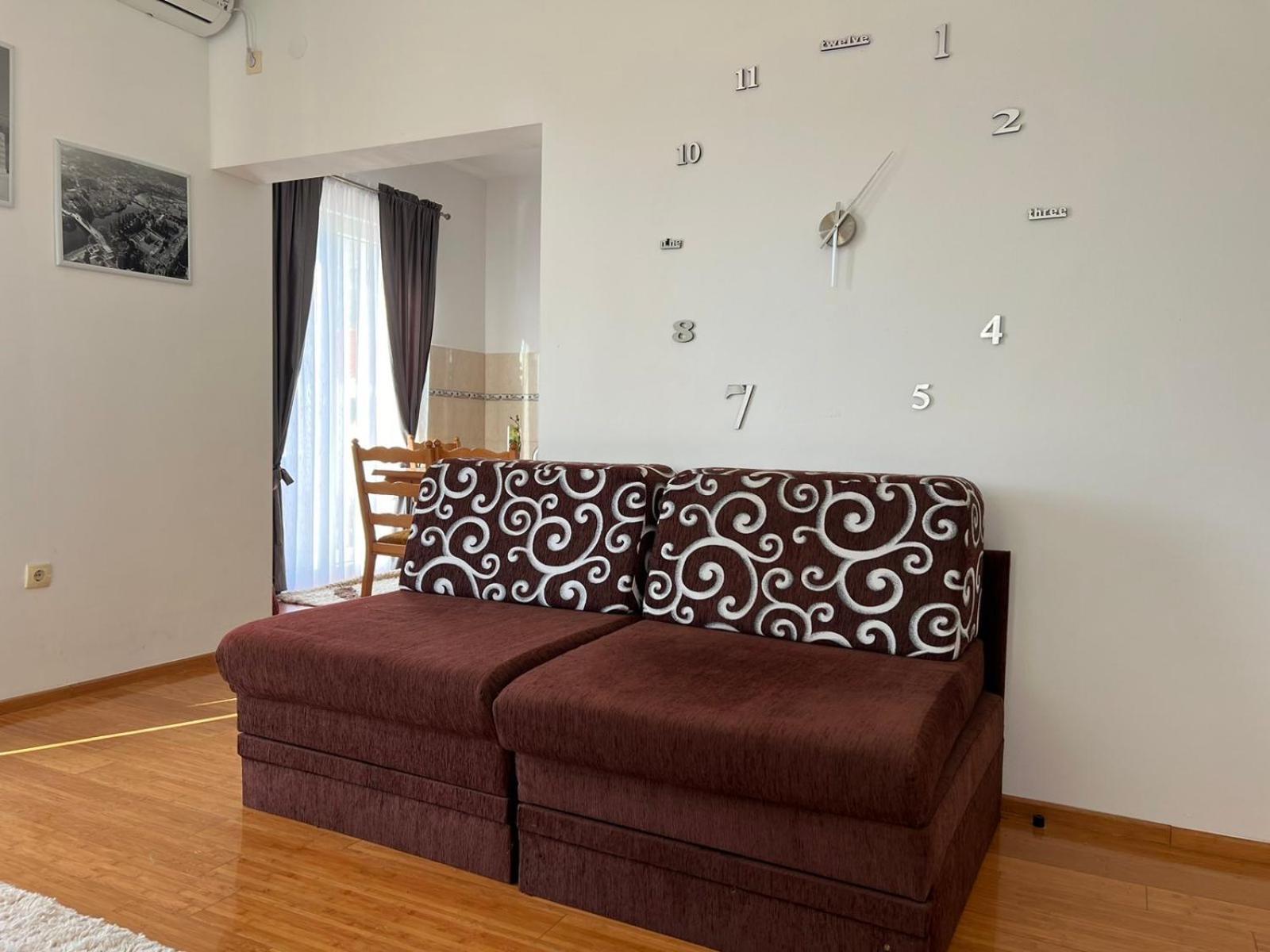Anika Apartment เทรบินเย ภายนอก รูปภาพ