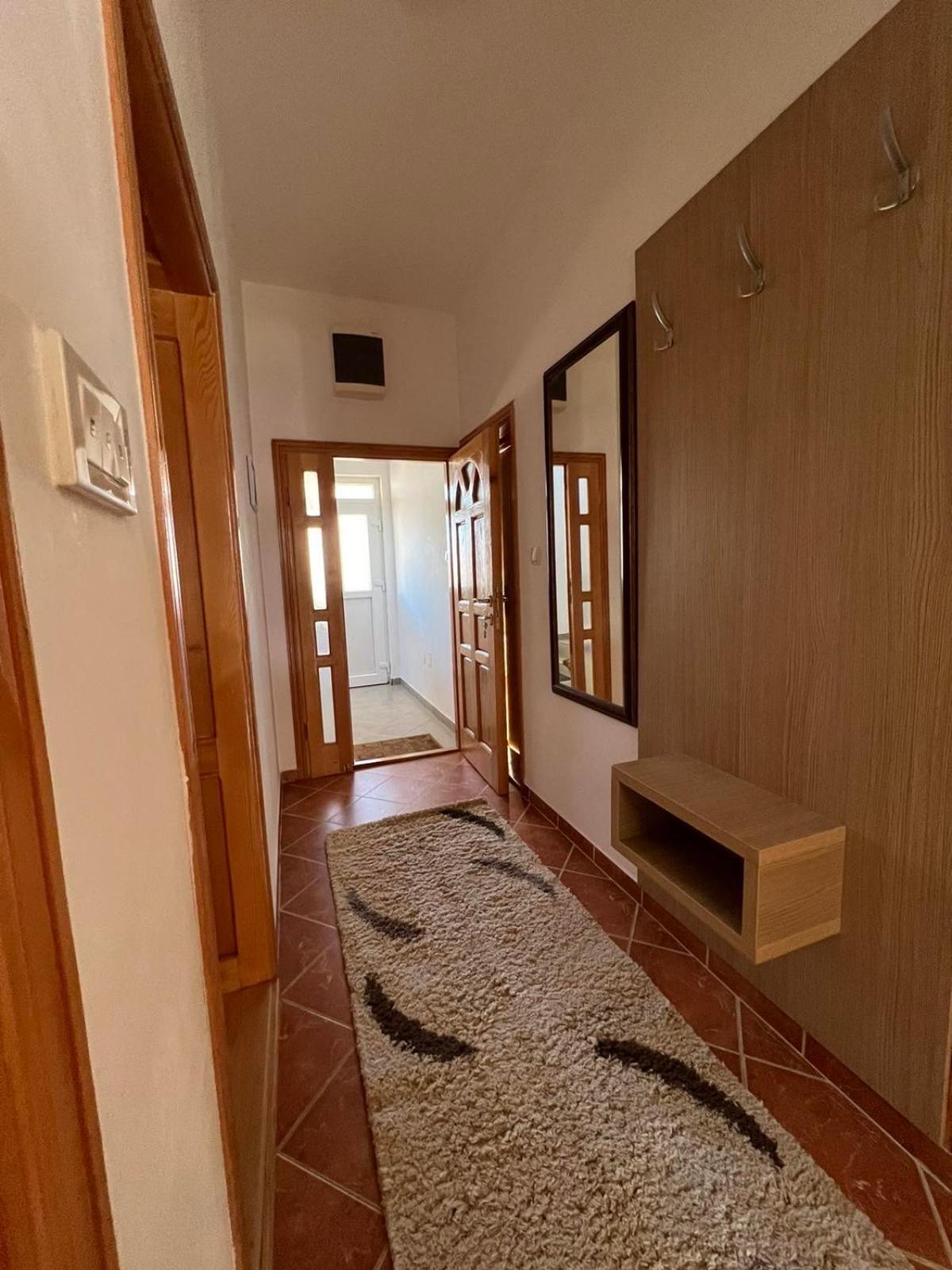 Anika Apartment เทรบินเย ภายนอก รูปภาพ