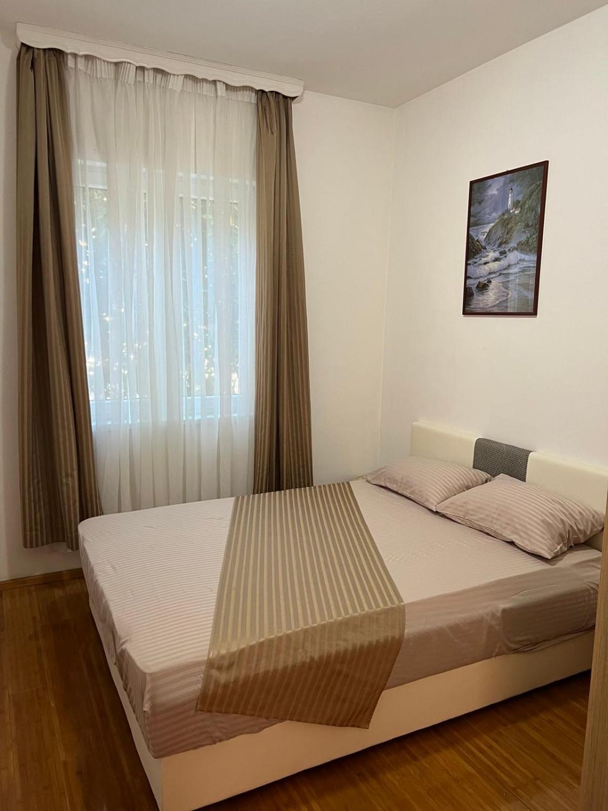 Anika Apartment เทรบินเย ภายนอก รูปภาพ